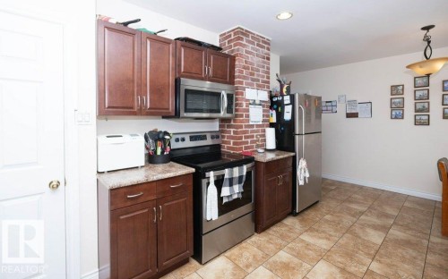 5131 52 Street, Barrhead, AB 