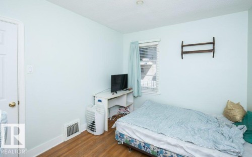 5131 52 Street, Barrhead, AB 