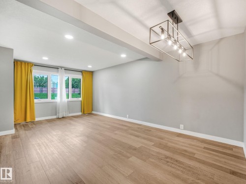 5421 22 Avenue, Edmonton, AB 
