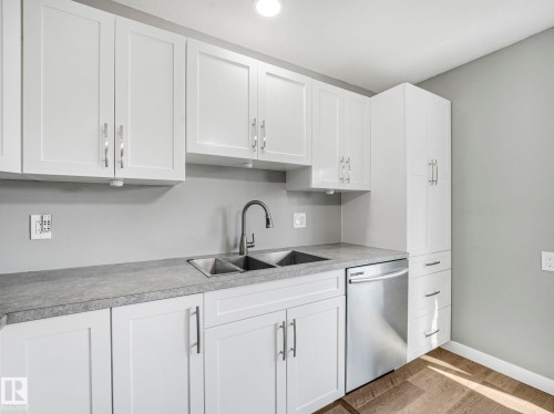 5421 22 Avenue, Edmonton, AB 
