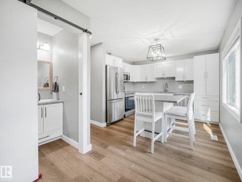 5421 22 Avenue, Edmonton, AB 