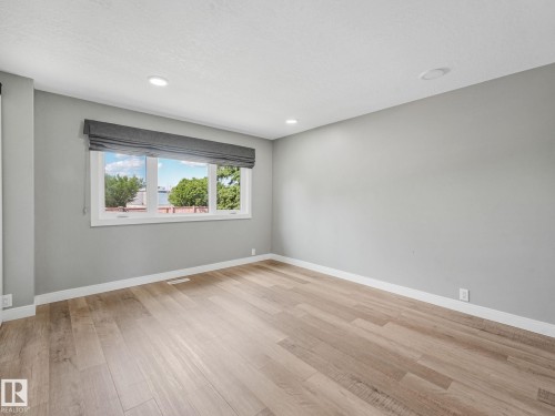 5421 22 Avenue, Edmonton, AB 