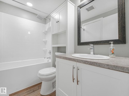 5421 22 Avenue, Edmonton, AB 