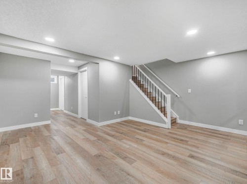 5421 22 Avenue, Edmonton, AB 