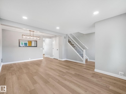 5421 22 Avenue, Edmonton, AB 