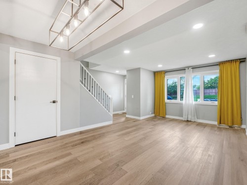 5421 22 Avenue, Edmonton, AB 