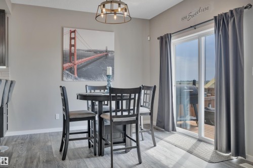 548 Reynalds Wynd, Leduc, AB - Indoor Photo Showing Dining Room