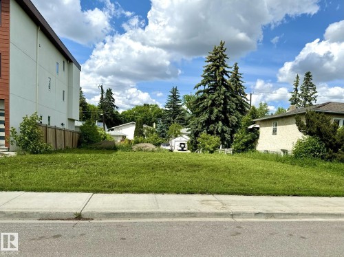11440 71 Avenue, Edmonton, AB 