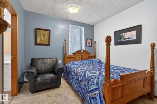 165016 Twp Rd 534, Mundare, AB 