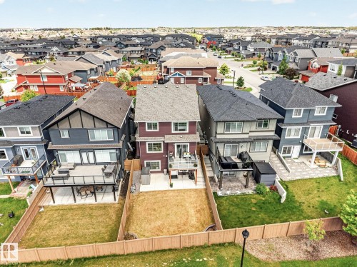 Image quality insufficient for description - 2534 Wonnacott Loop, Edmonton, AB 