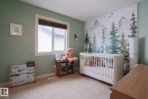 240 Henderson Link, Spruce Grove, AB - Indoor Photo Showing Bedroom