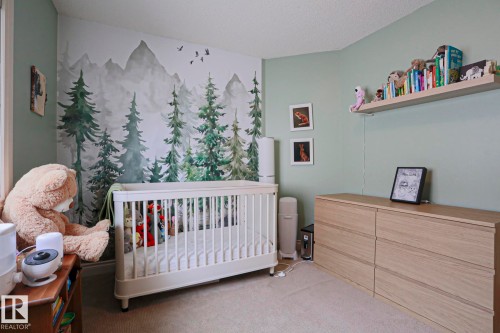 240 Henderson Link, Spruce Grove, AB - Indoor Photo Showing Bedroom