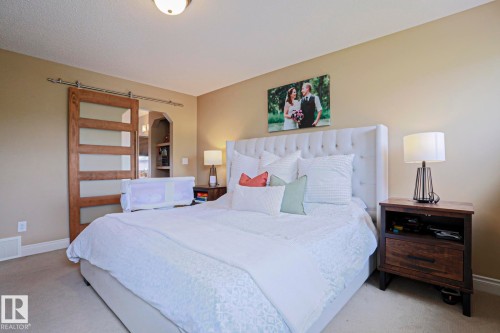 240 Henderson Link, Spruce Grove, AB - Indoor Photo Showing Bedroom
