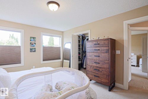 240 Henderson Link, Spruce Grove, AB - Indoor Photo Showing Bedroom