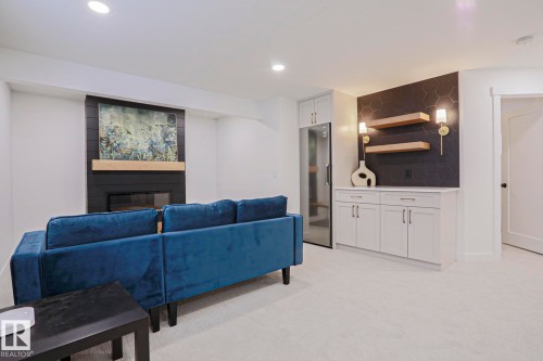 240 Henderson Link, Spruce Grove, AB - Indoor