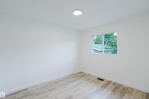 11208 69 Street, Edmonton, AB 