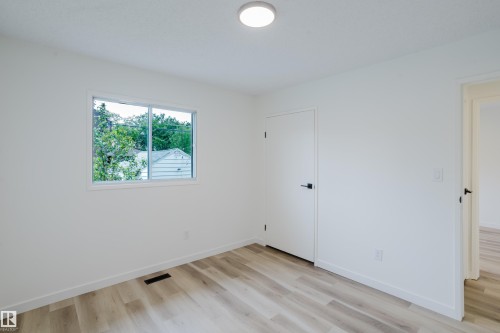 11208 69 Street, Edmonton, AB 