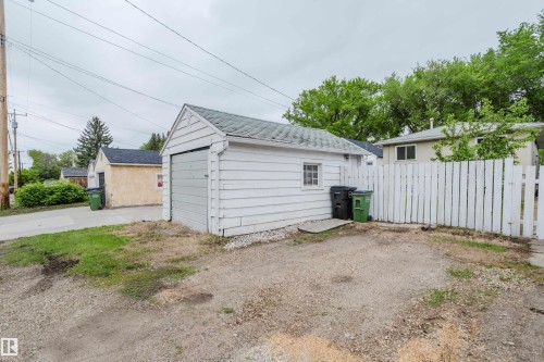 11208 69 Street, Edmonton, AB 