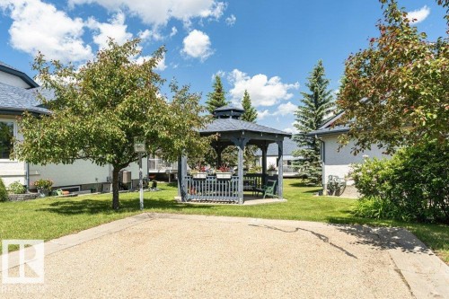40 8 Dechene Road, Edmonton, AB 
