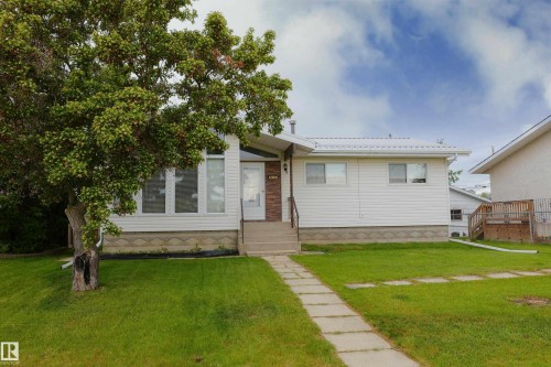 4906 43A Street, Barrhead, AB 