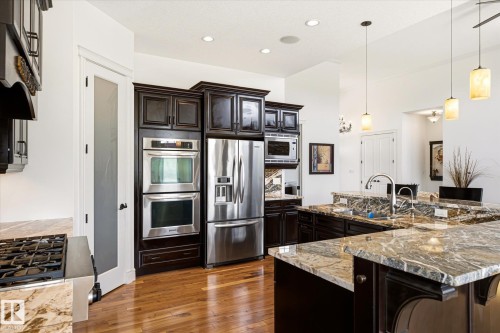 3 Blackhawk Drive, Rural Parkland County, AB - Indoor Photo Showing Kitchen With Upgraded Kitchen