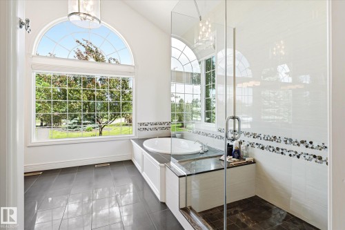 3 Blackhawk Drive, Rural Parkland County, AB - Indoor Photo Showing Bathroom