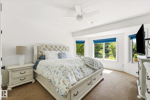 3 Blackhawk Drive, Rural Parkland County, AB - Indoor Photo Showing Bedroom