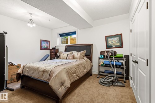 3 Blackhawk Drive, Rural Parkland County, AB - Indoor Photo Showing Bedroom