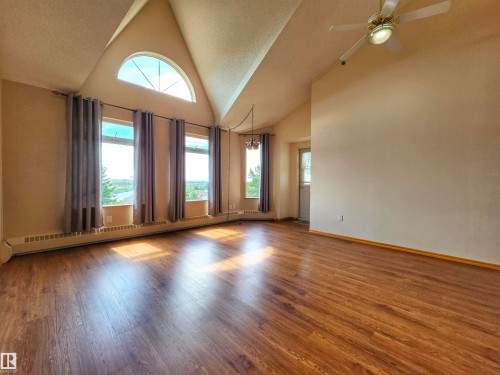 407 2011 137 Avenue, Edmonton, AB 