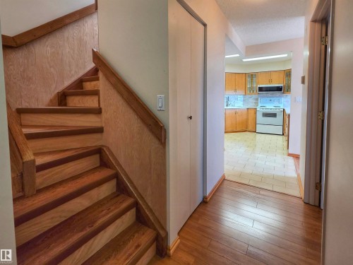 407 2011 137 Avenue, Edmonton, AB 