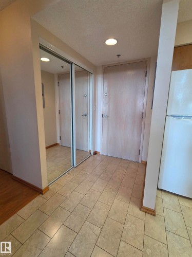 407 2011 137 Avenue, Edmonton, AB 