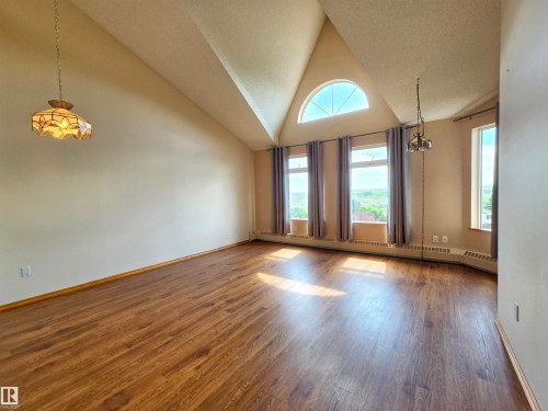 407 2011 137 Avenue, Edmonton, AB 