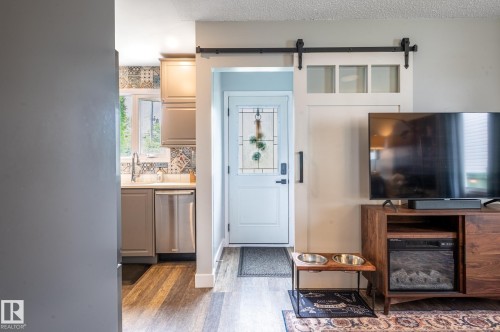 13007 124 Avenue, Edmonton, AB 