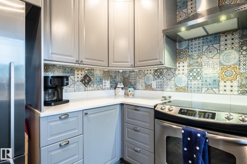 13007 124 Avenue, Edmonton, AB 