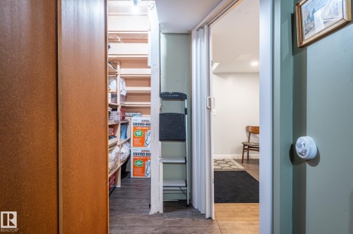 13007 124 Avenue, Edmonton, AB 