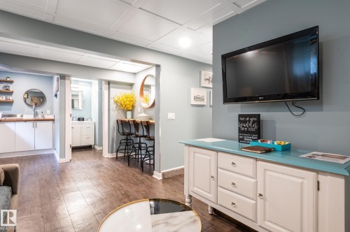 13007 124 Avenue, Edmonton, AB 