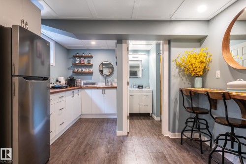 13007 124 Avenue, Edmonton, AB 