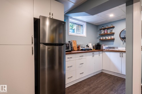 13007 124 Avenue, Edmonton, AB 