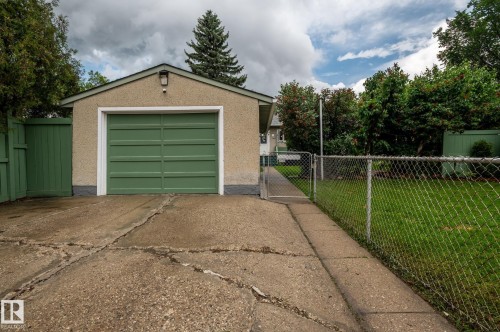 13007 124 Avenue, Edmonton, AB 