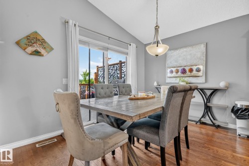 5204 159 Avenue, Edmonton, AB 