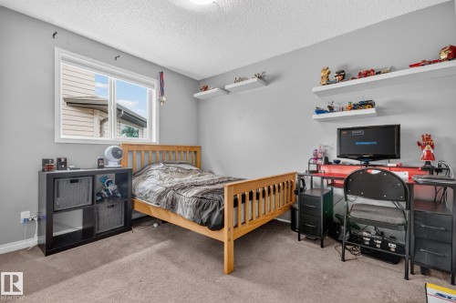 5204 159 Avenue, Edmonton, AB 