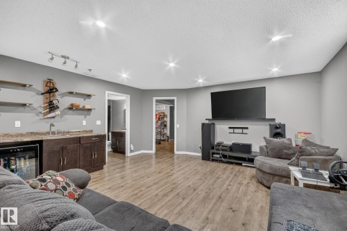 5204 159 Avenue, Edmonton, AB 