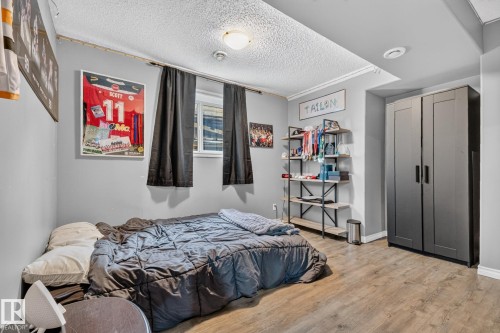 5204 159 Avenue, Edmonton, AB 