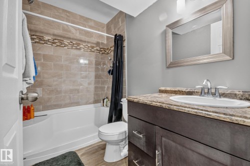 5204 159 Avenue, Edmonton, AB 