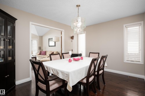11028 11 Avenue, Edmonton, AB 