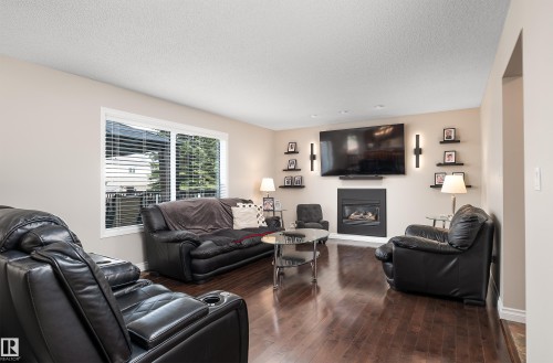 11028 11 Avenue, Edmonton, AB 