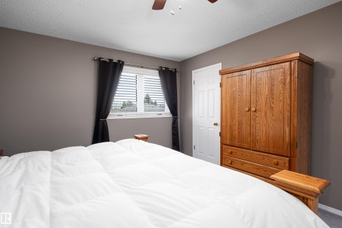 11028 11 Avenue, Edmonton, AB 