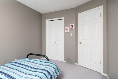 11028 11 Avenue, Edmonton, AB 
