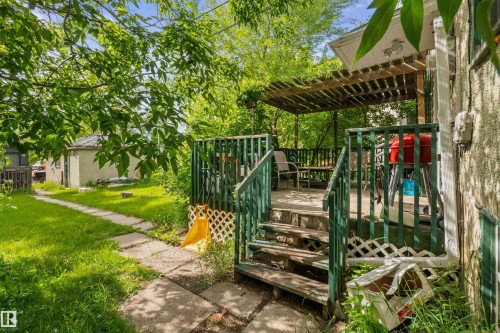 7516 106 Street, Edmonton, AB 