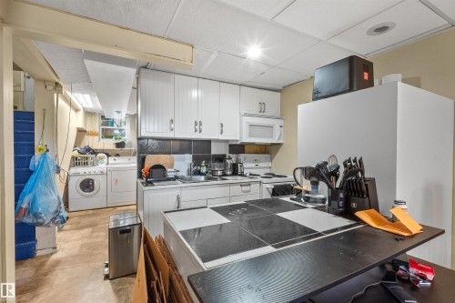 7516 106 Street, Edmonton, AB 